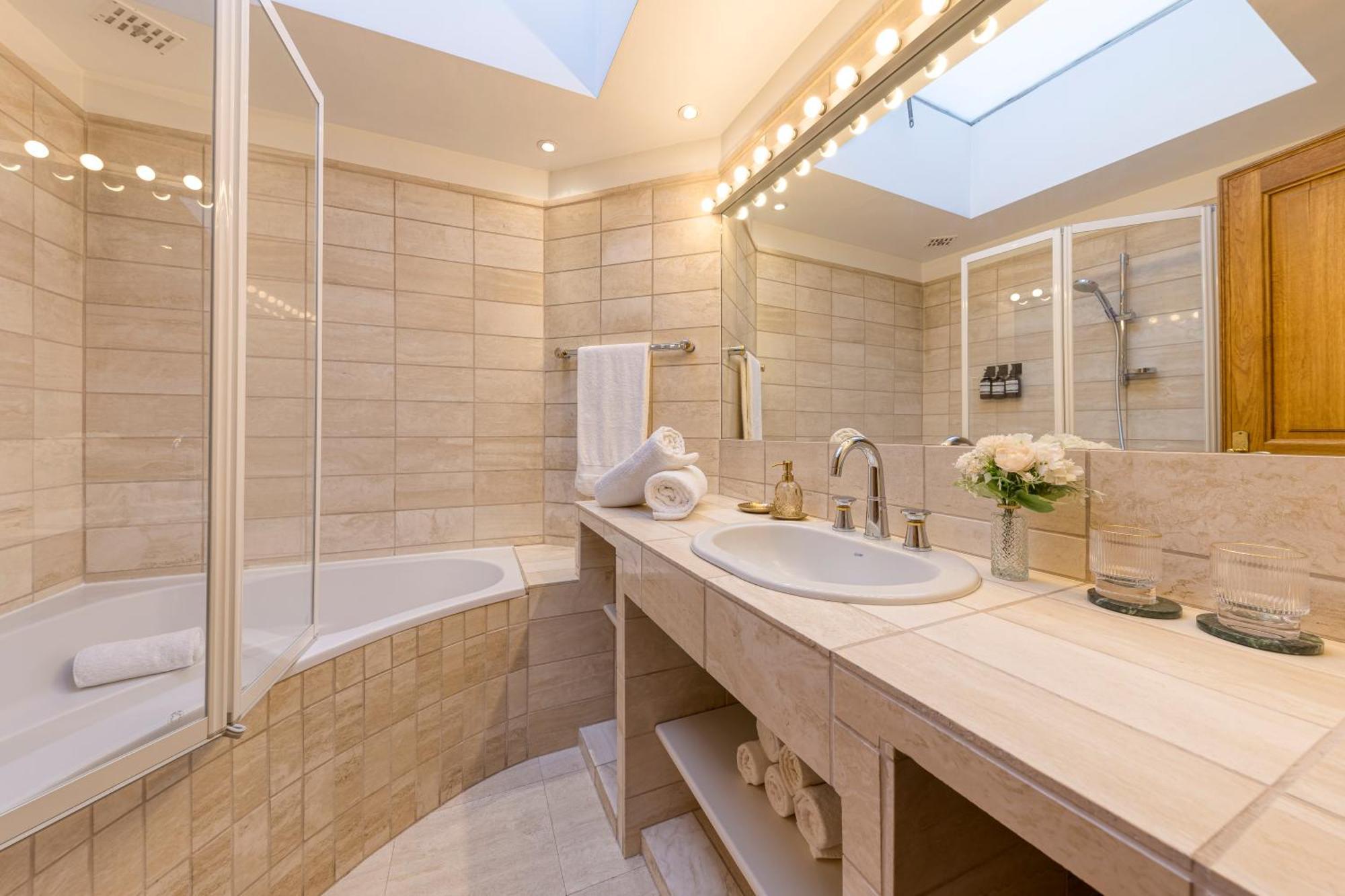 Chic Penthouse Grand-Place Bruxelas Exterior foto